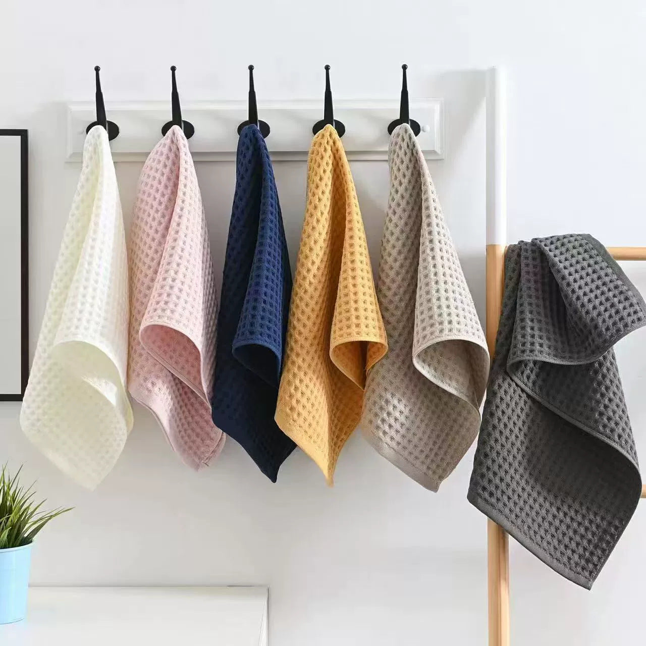 Japanese Minimalist Waffle Weave Hand Towel 35x75cm(13.78x29.53in), Soft Cotton Absorbent Towel, Honeycomb Texture Lint-Free Washcloth, Unisex Quick-Dry Face Cloth